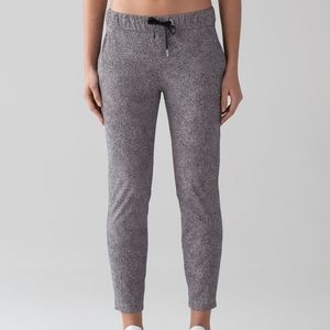 Lululemon On The Fly Pant